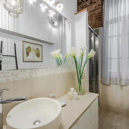 Apartman Modern Comfort In The Heart Of