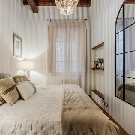 Modern Comfort In The Heart Of Apartman *