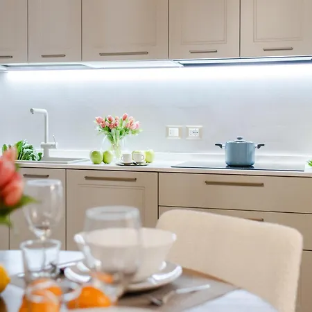 Apartman Modern Comfort In The Heart Of